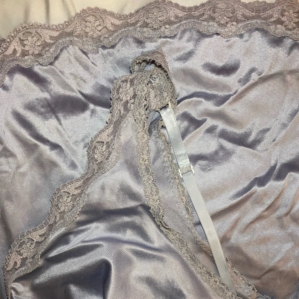 VINTAGE SLIP DRESS - Picture 2 of 2
